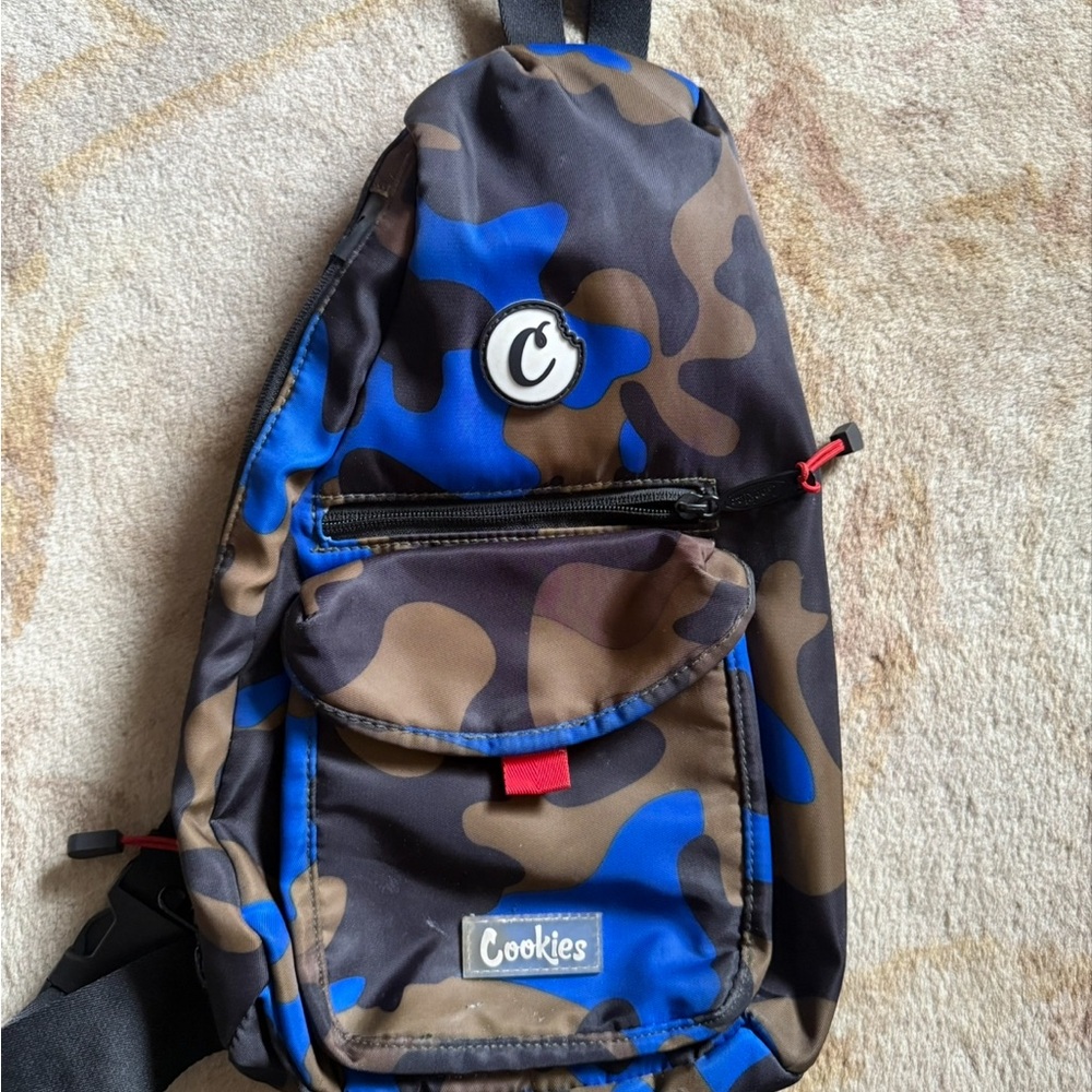 Cookies Traveler Smell Proof Sling Bag -Navy Camo